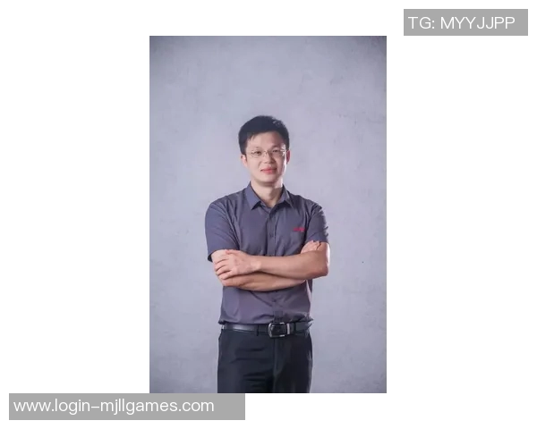 李磊专访揭秘英雄联盟职业生涯与心路历程的精彩瞬间实时新闻